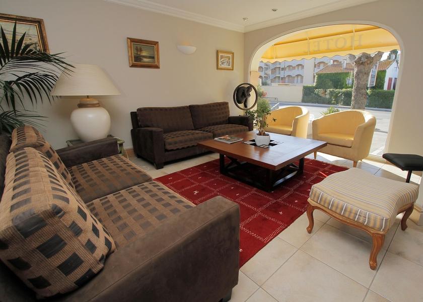 Var Sainte-Maxime Lobby