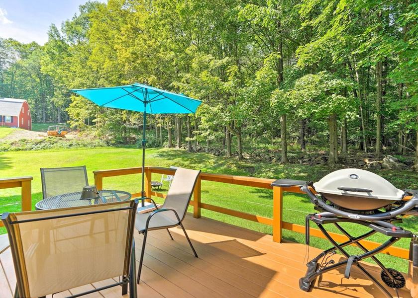 Vermont Manchester Center Interior Entrance