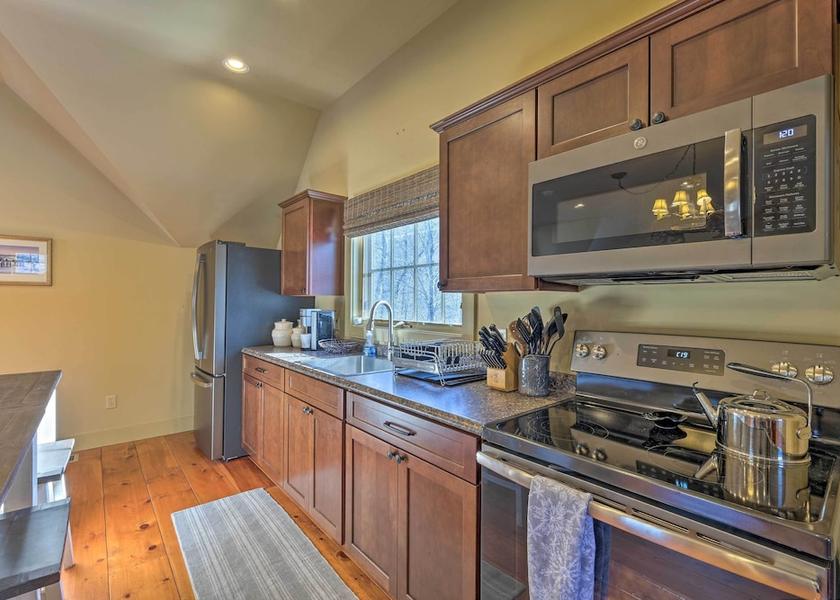 Vermont Manchester Center Interior Entrance