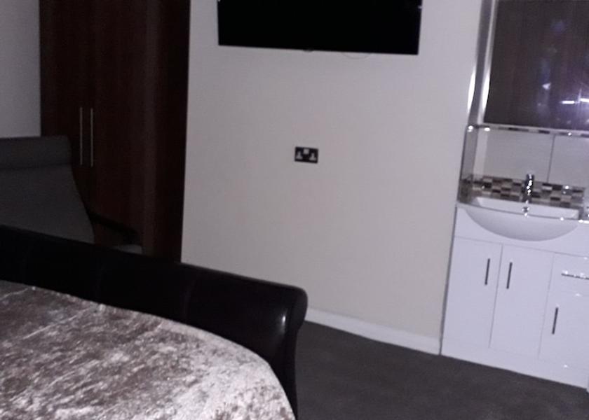 England Alfreton Room