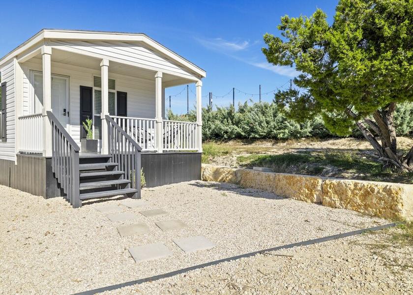 Texas Dripping Springs Facade