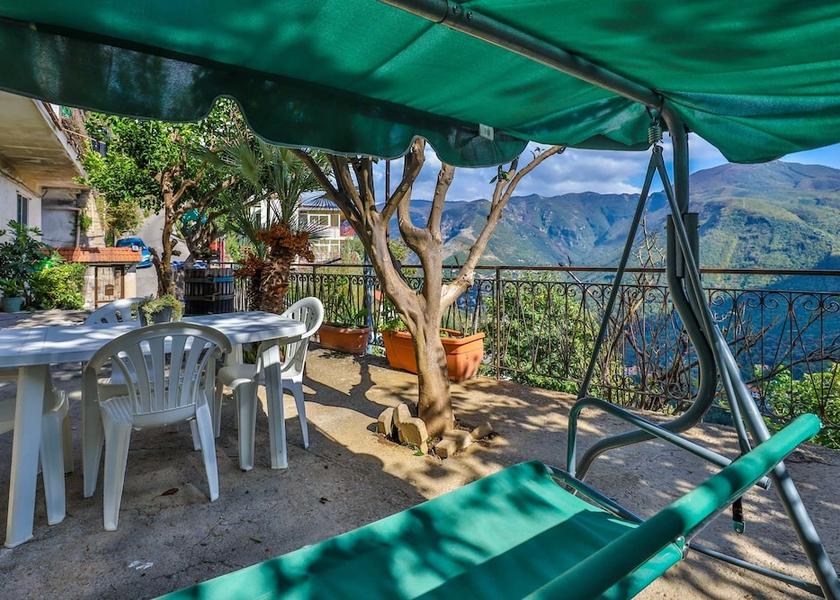 Campania Pimonte Terrace
