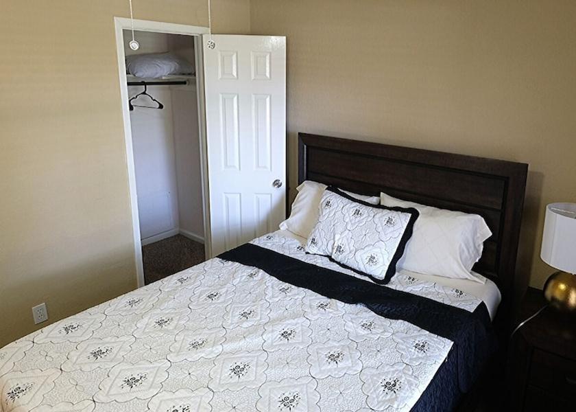 Texas Missouri City Room