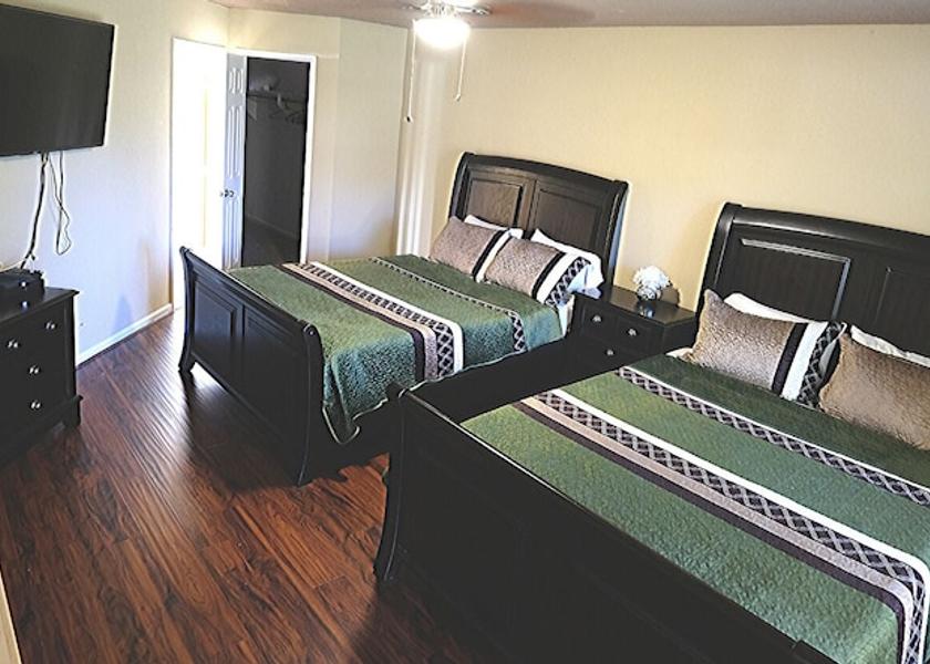 Texas Missouri City Room