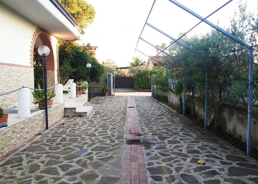 Campania Ascea Property Grounds