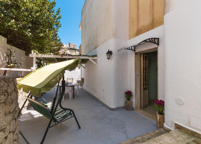 Puglia Castro Exterior Detail