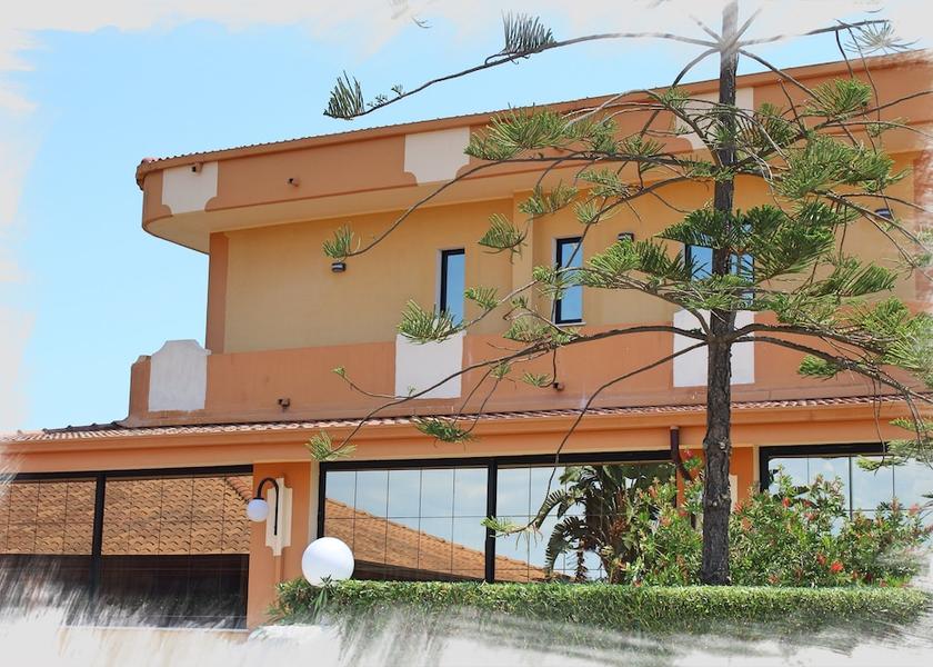 Calabria Isola di Capo Rizzuto Facade