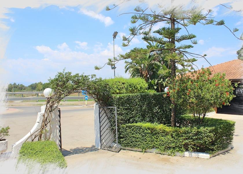 Calabria Isola di Capo Rizzuto Facade