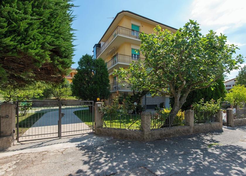 Marche Numana Facade