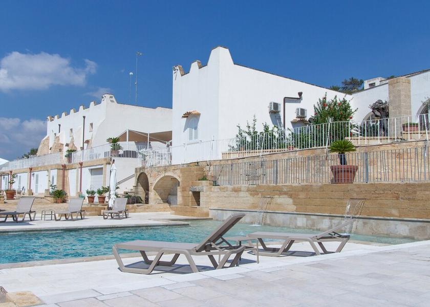 Puglia Ugento Facade