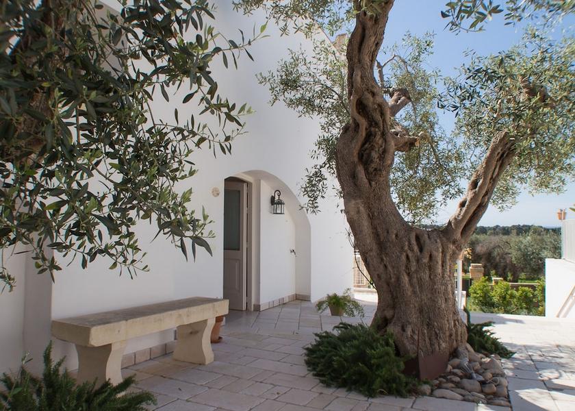 Puglia Ugento Exterior Detail