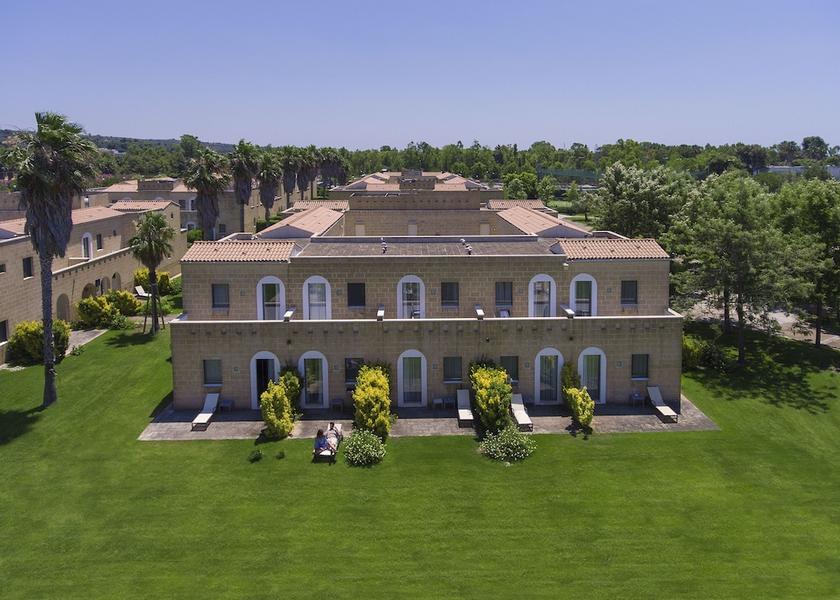 Puglia Ugento Exterior Detail