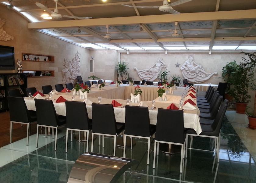 Izmir Izmir Dining Area