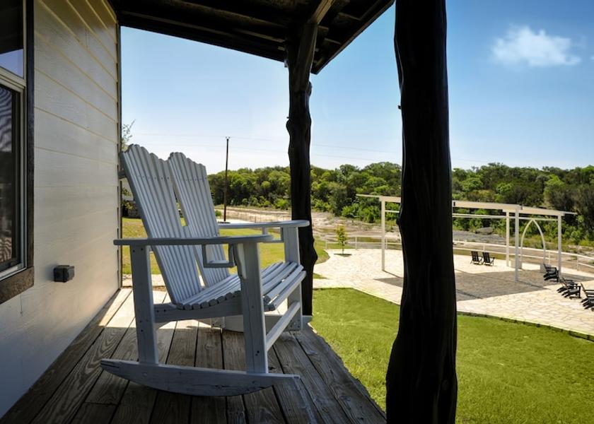 Texas Blanco Porch