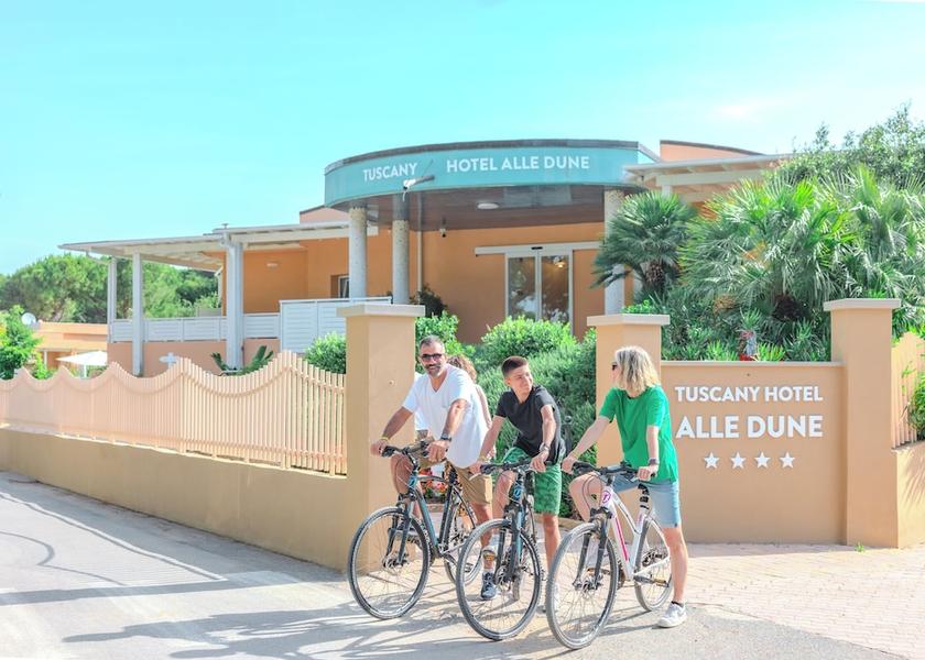 Tuscany Castagneto Carducci Facade