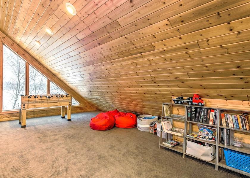 Wisconsin Crandon Interior Entrance