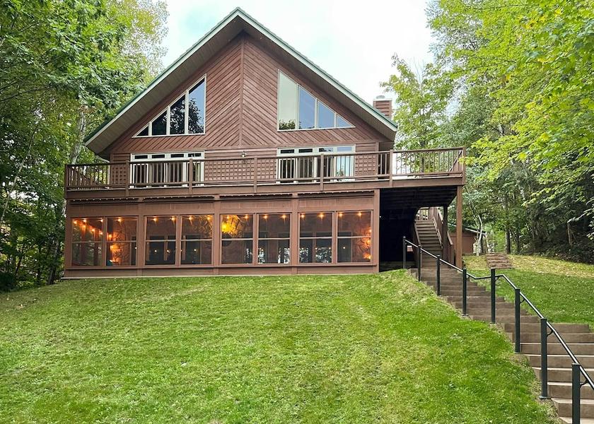 Wisconsin Crandon Interior Entrance