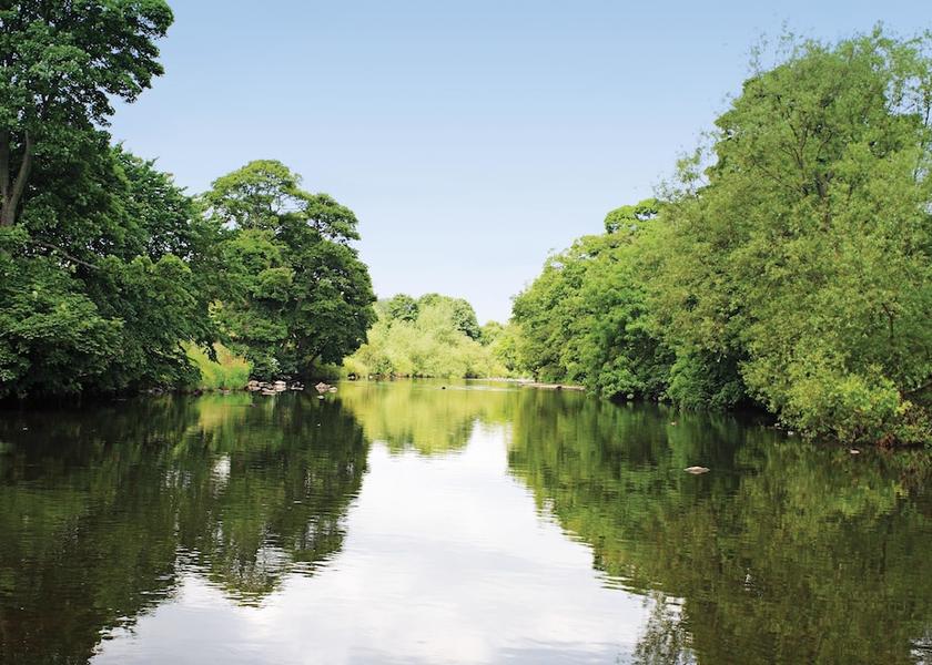 England Ilkley Exterior Detail