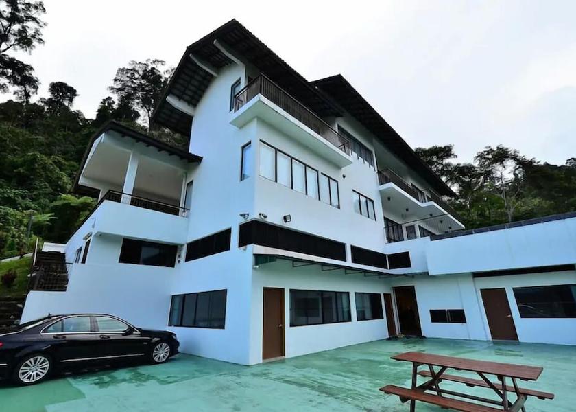 Pahang Janda Baik Exterior Detail