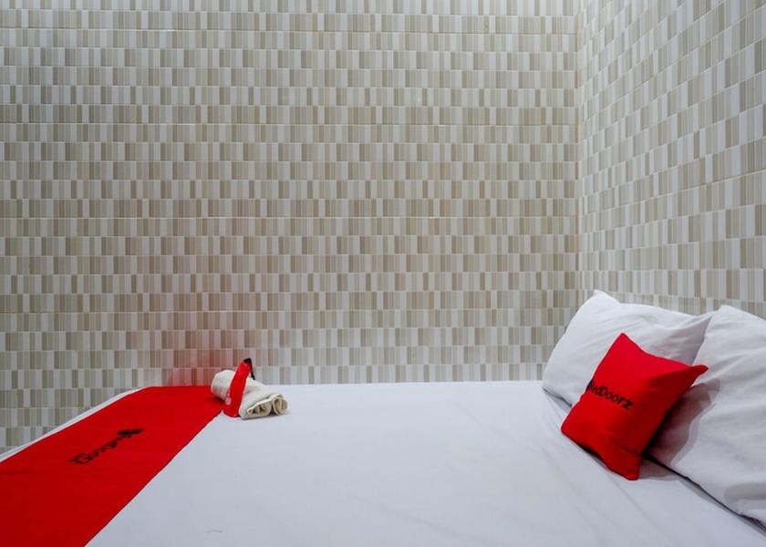  Kendari Room