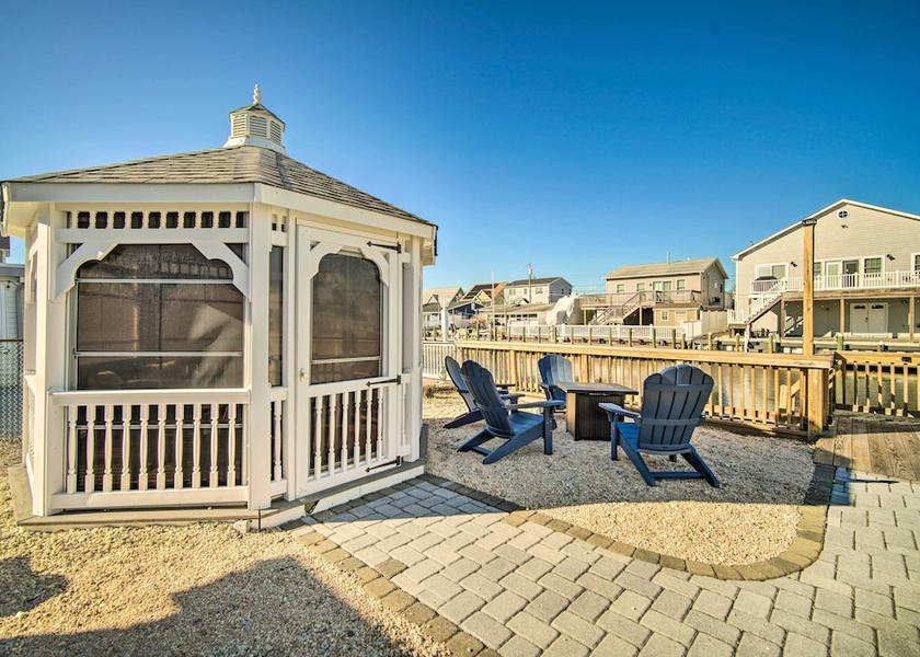 New Jersey Manahawkin Interior Entrance