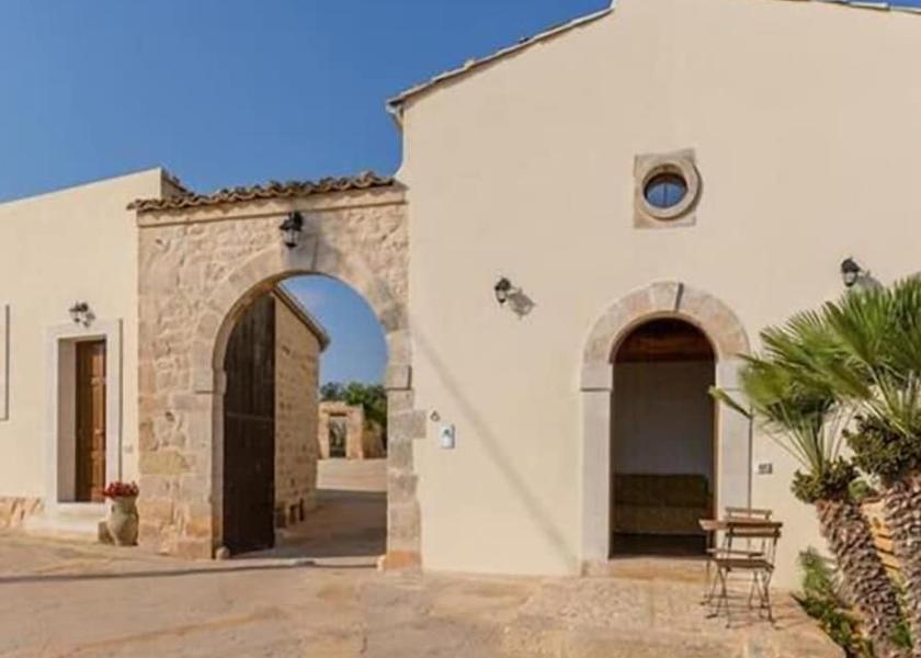 Sicily Scicli Facade