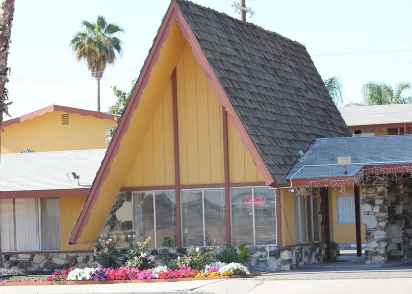 California Wasco Facade