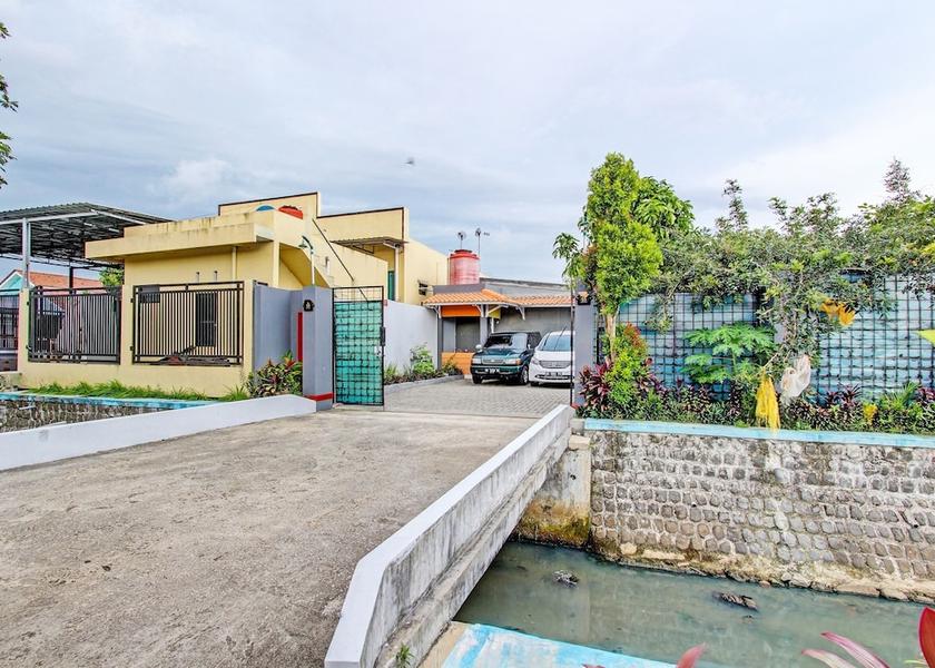 Central Java Cilacap Facade