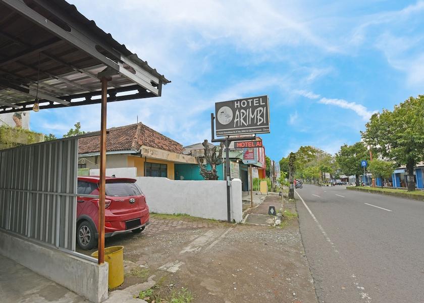 Central Java Cilacap Exterior Detail