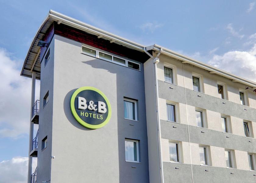 Auvergne-Rhone-Alpes Saint-Victor Facade