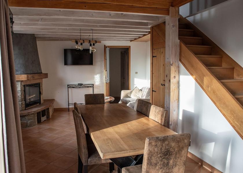 Auvergne-Rhone-Alpes Saint-Victor Living Area