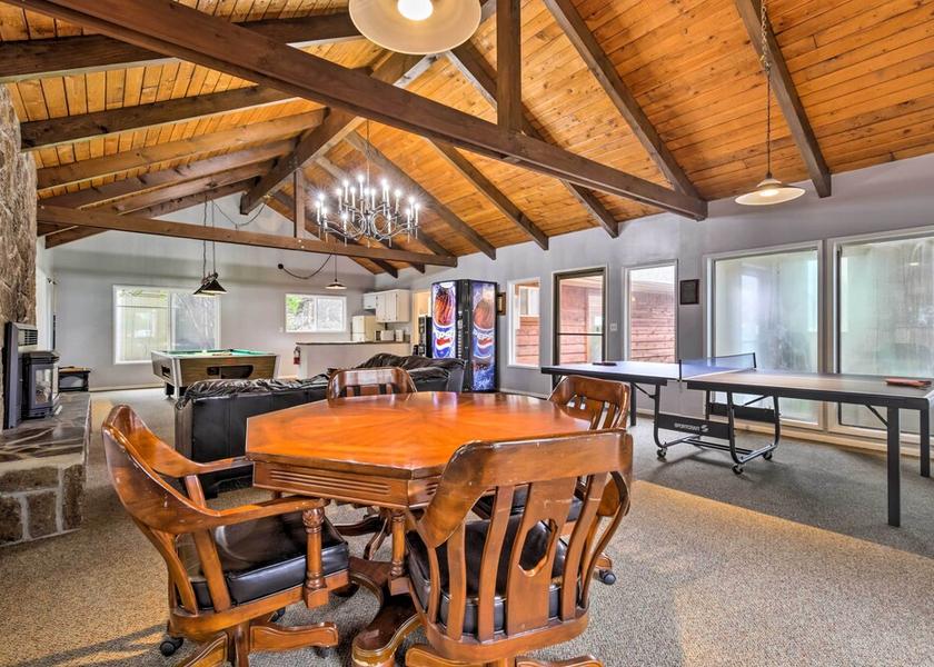 Oregon Gleneden Beach Interior Entrance