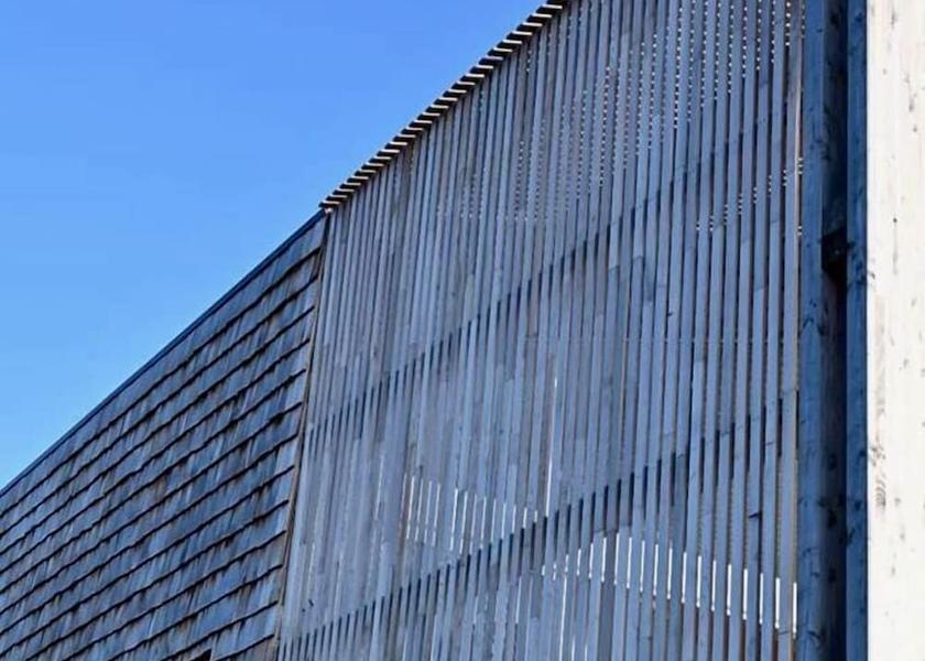 Corsica Grosseto-Prugna Exterior Detail