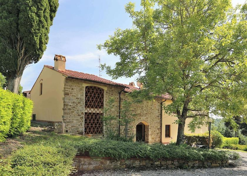 Tuscany Vaglia Exterior Detail