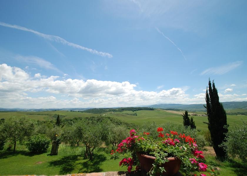 Tuscany Murlo Exterior Detail