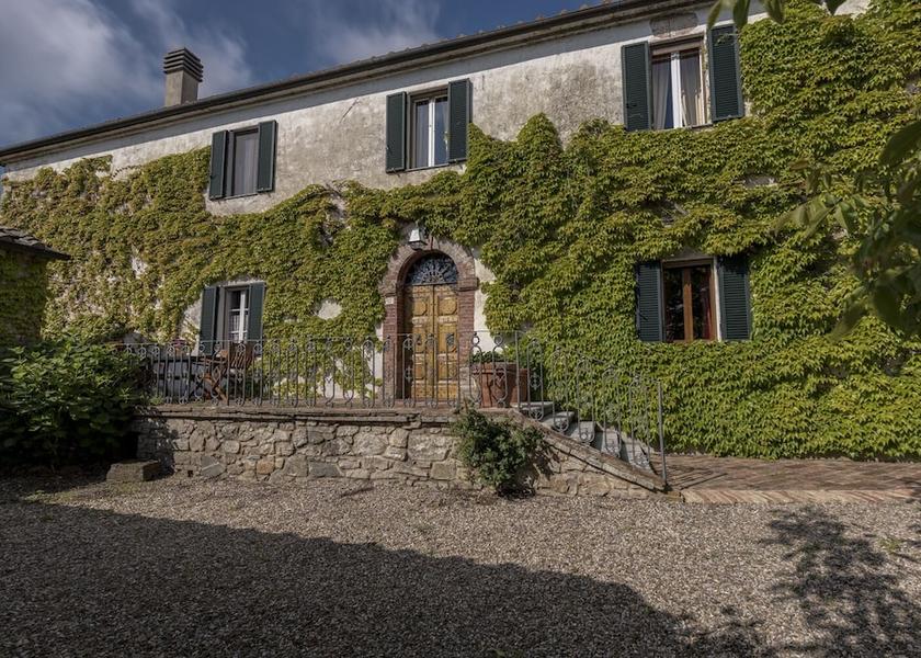 Tuscany Murlo Facade