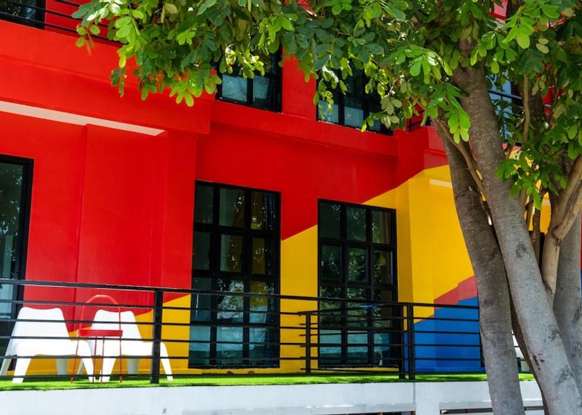 Rayong Province Ban Chang Property grounds