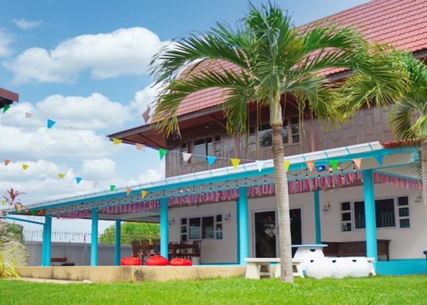 Rayong Province Ban Chang Facade