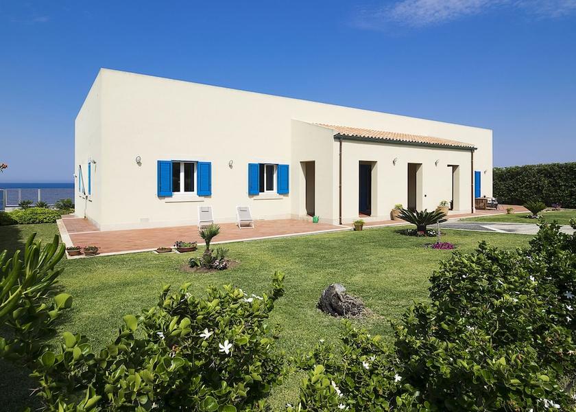 Sicily Augusta Exterior Detail