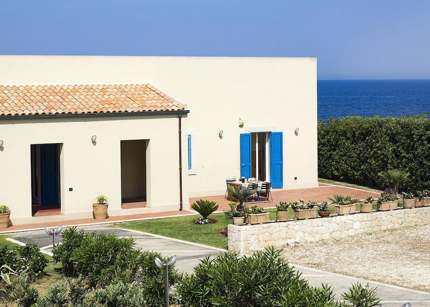 Sicily Augusta Exterior Detail