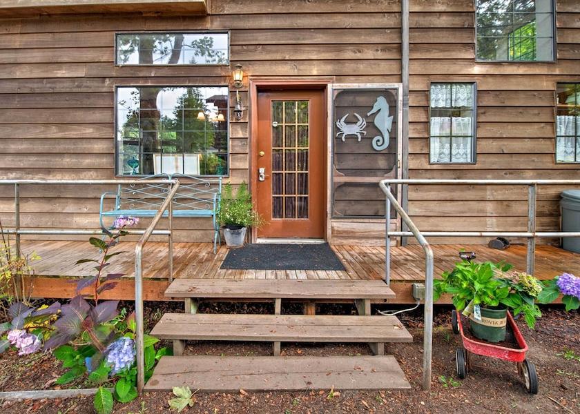 Washington Bainbridge Island Interior Entrance
