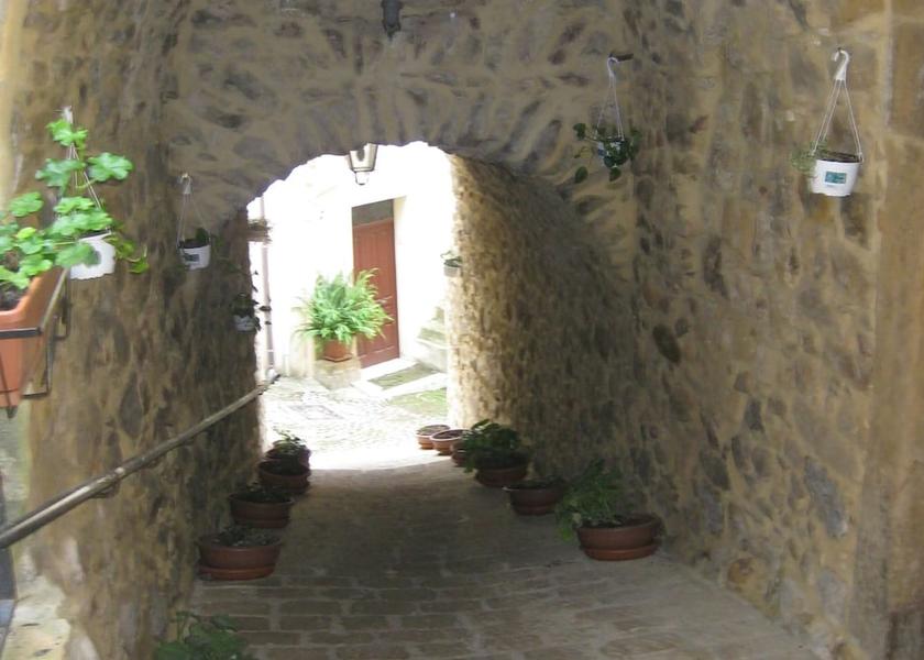 Sicily Tusa Entrance