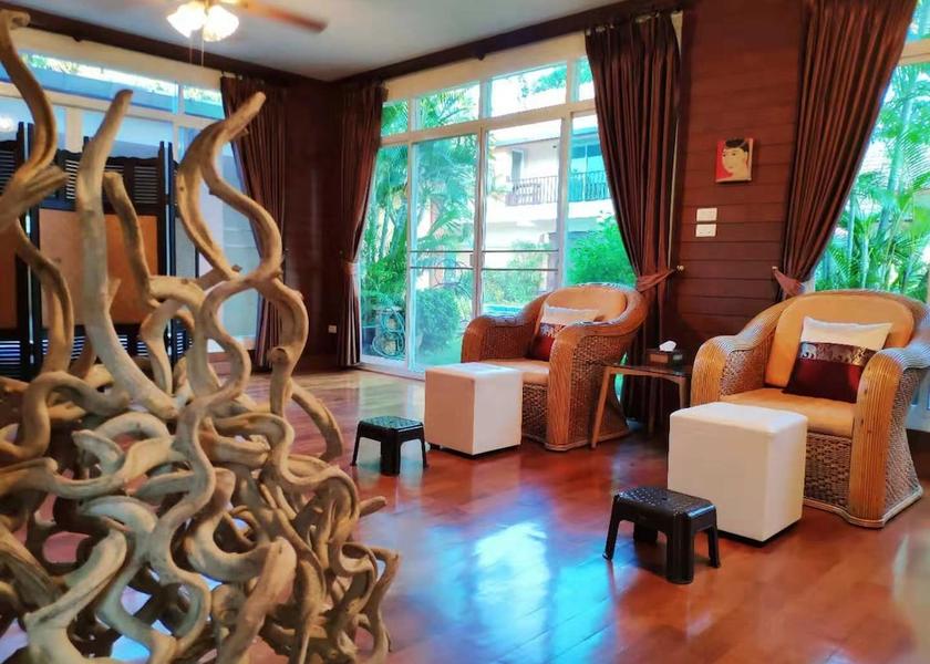 Chiang Mai Province San Sai Facial