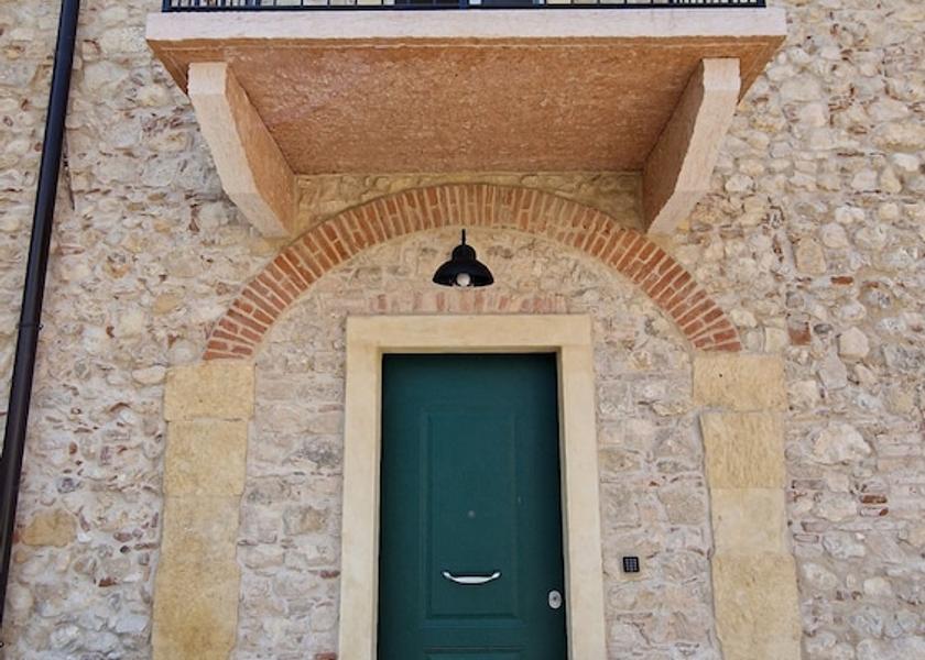 Veneto San Pietro in Cariano Facade