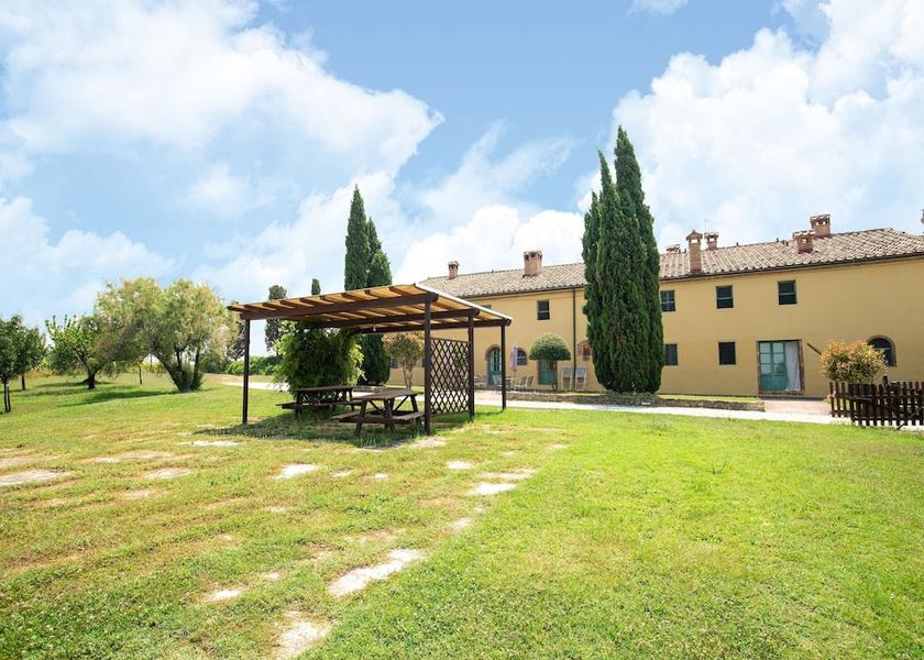 Tuscany Collesalvetti Exterior Detail