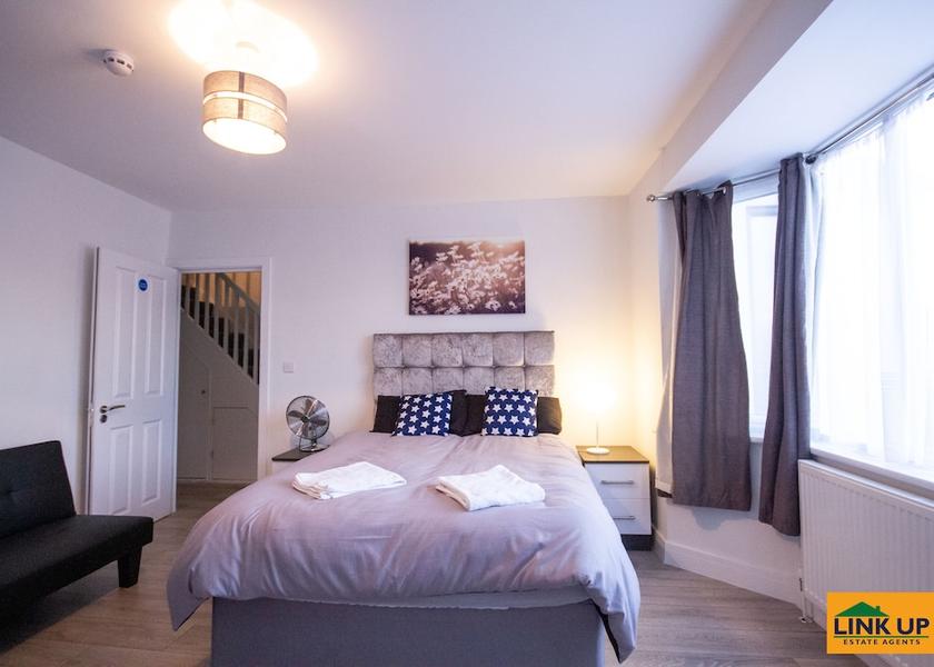 England Uxbridge Room