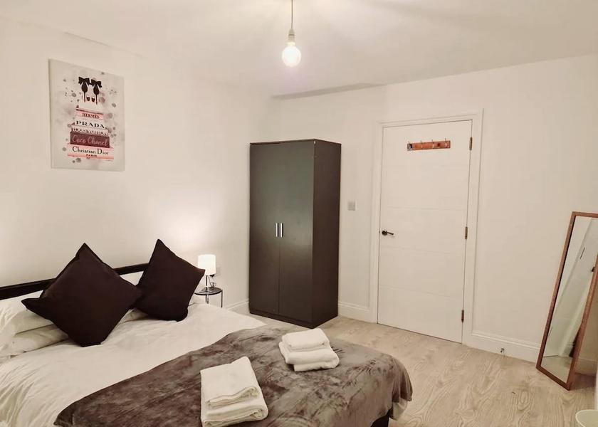 England Uxbridge Room