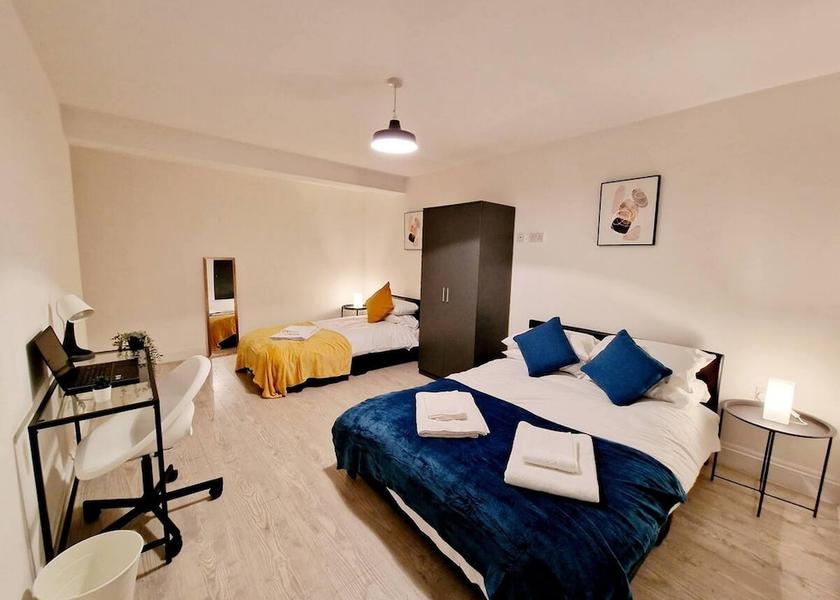 England Uxbridge Room