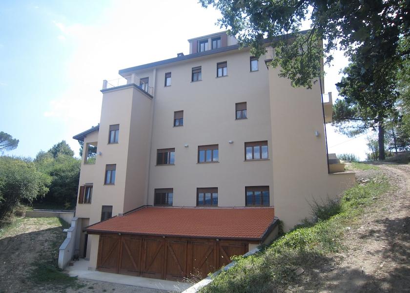 Tuscany Terranuova Bracciolini Exterior Detail