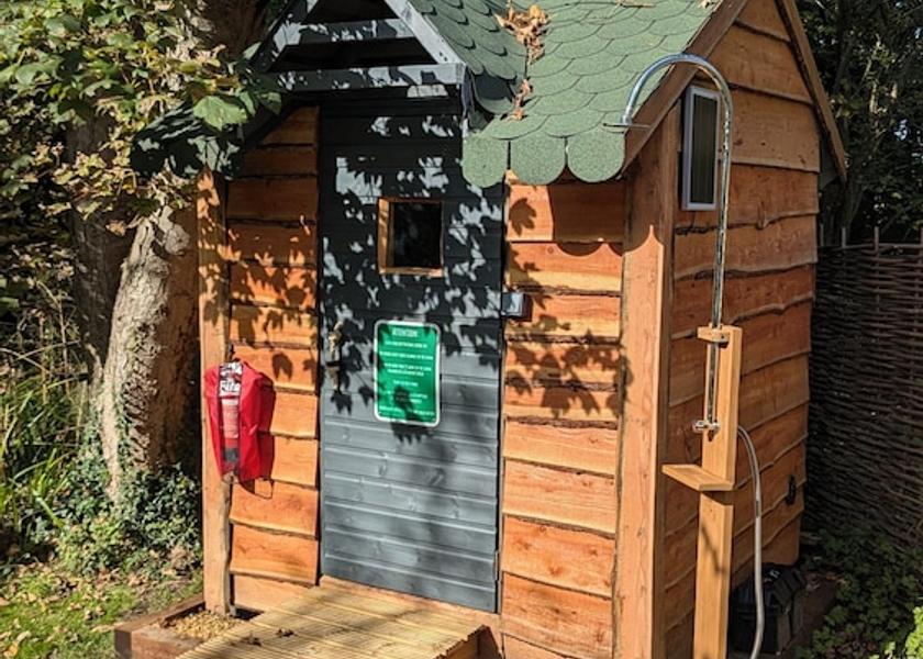 Wales Holywell In-Room Amenity